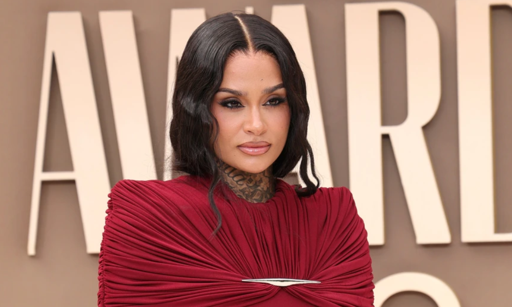 Ca sĩ Mỹ Kehlani tỏa sáng với thiết kế của NTK Việt tại lễ trao giải BET 2026 - hình ảnh - 789betgame.com Ca sĩ Mỹ Kehlani tỏa sáng với thiết kế của NTK Việt tại lễ trao giải BET 2026 - hình ảnh - 789betgame.com