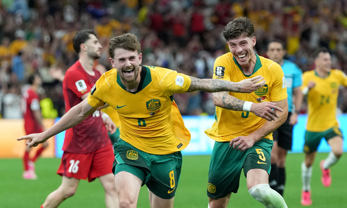 Australia thắng trận ra quân World Cup sau 20 năm - hình ảnh - 789betgame.com