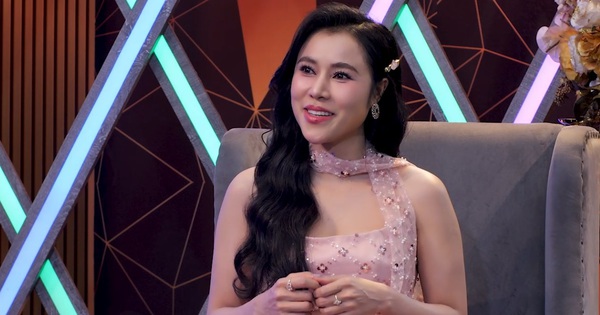 Ca sĩ bolero Hồng Gấm và cuộc sống kín tiếng tuổi 33: Vẫn cháy hết mình với nhạc xưa - hình ảnh - 789betgame.com
