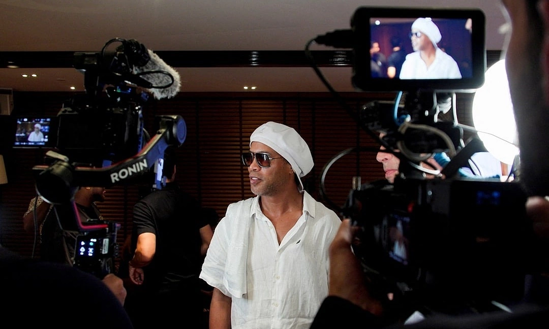 Ronaldinho trở lại thi đấu ở tuổi 46: Huyền thoại Brazil ký hợp đồng với CLB Ravenna - hình ảnh - 789betgame.com
