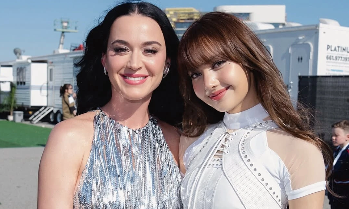 Katy Perry và Lisa hội ngộ rực rỡ sau màn khai mạc World Cup 2026 - hình ảnh - 789betgame.com Katy Perry và Lisa hội ngộ rực rỡ sau màn khai mạc World Cup 2026 - hình ảnh - 789betgame.com