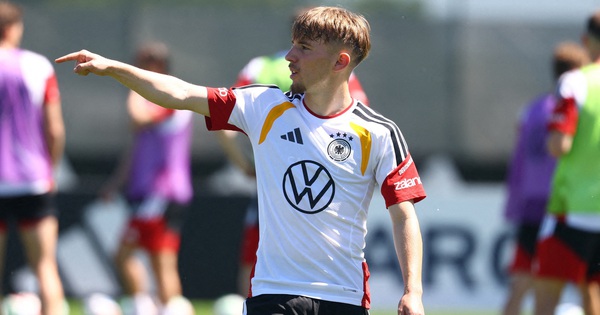 ‘Viên ngọc mới’ của đội tuyển Đức nhập viện khẩn, HLV Nagelsmann gọi người thay thế gấp - hình ảnh - 789betgame.com