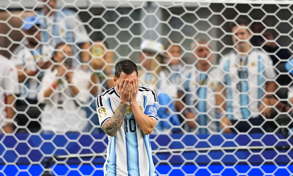 Messi sút hỏng phạt đền nhiều nhất lịch sử World Cup: Cú đá định mệnh và góc nhìn từ 789BET - hình ảnh - 789betgame.com