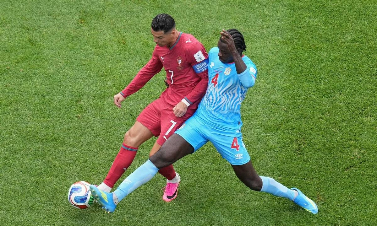 Ronaldo tịt ngòi 10 trận liên tiếp: Dấu hỏi lớn cho huyền thoại Bồ Đào Nha - hình ảnh - 789betgame.com Ronaldo tịt ngòi 10 trận liên tiếp: Dấu hỏi lớn cho huyền thoại Bồ Đào Nha - hình ảnh - 789betgame.com