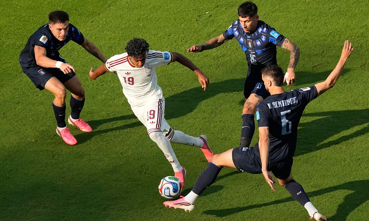 Uruguay 0-0 Tây Ban Nha (H1): Yamal khuấy đảo hàng thủ - hình ảnh - 789betgame.com