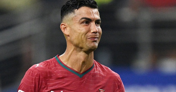 Ronaldo nghẹn ngào chia tay World Cup: Khoảnh khắc xúc động và cơ hội mới cùng 789BET - hình ảnh - 789betgame.com Ronaldo nghẹn ngào chia tay World Cup: Khoảnh khắc xúc động và cơ hội mới cùng 789BET - hình ảnh - 789betgame.com