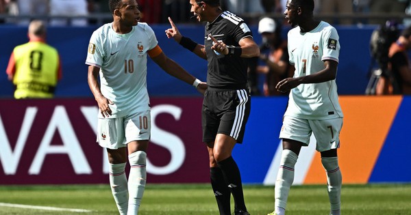Mbappe đá hỏng phạt đền rồi yêu cầu trọng tài giải thích, Haaland lên tiếng: góc nhìn mới cho người chơi Việt - hình ảnh - 789betgame.com