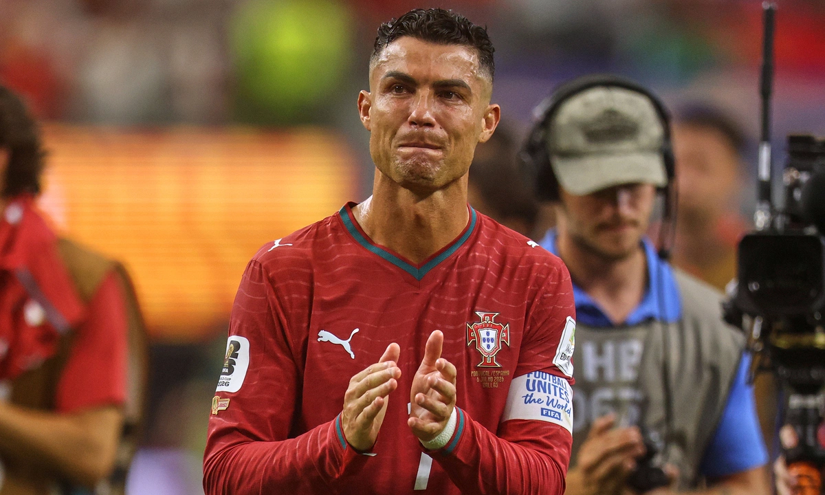 Djorkaeff: ‘Ronaldo bị Bồ Đào Nha tẩy chay’: góc nhìn mới cho người chơi Việt - hình ảnh - 789betgame.com