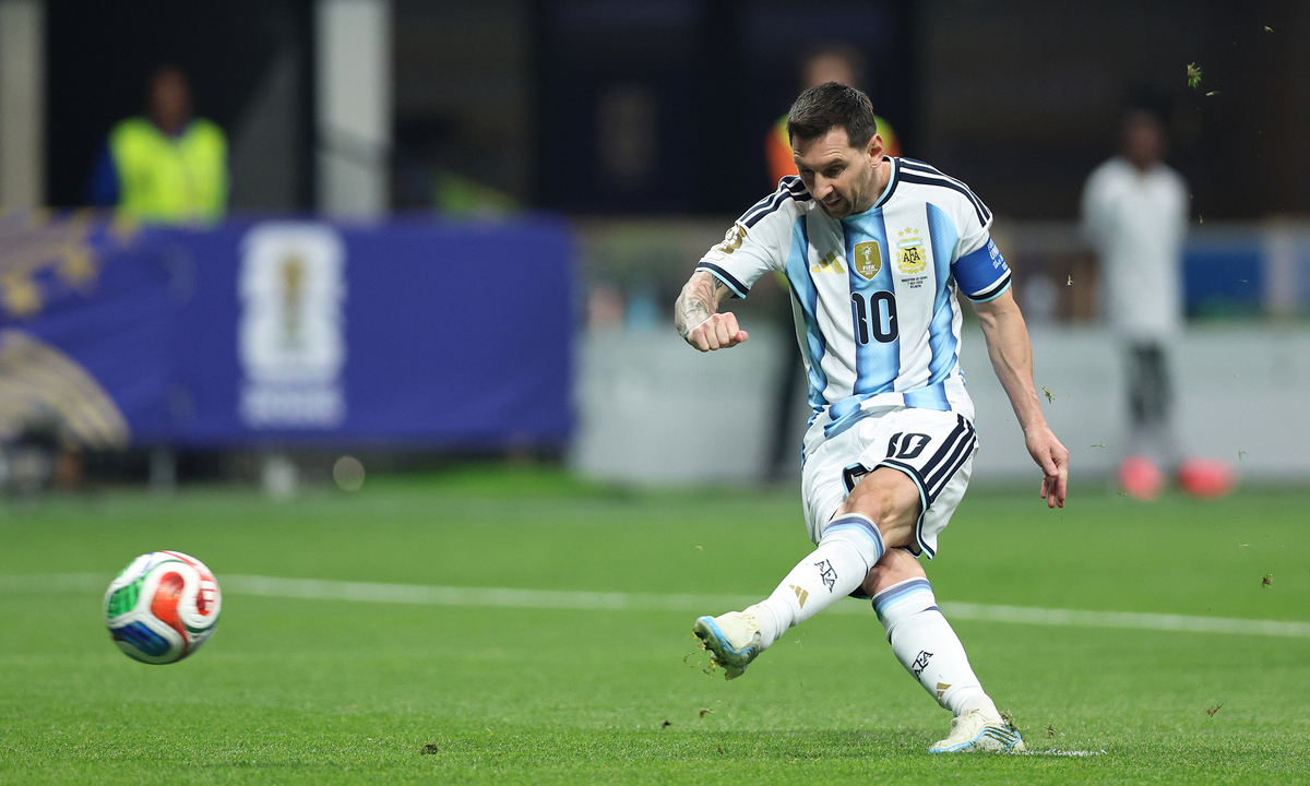 789BET chính thức: Messi sút hỏng hai phạt đền tại World Cup 2026 – Kỷ lục đáng tiếc! - hình ảnh - 789betgame.com