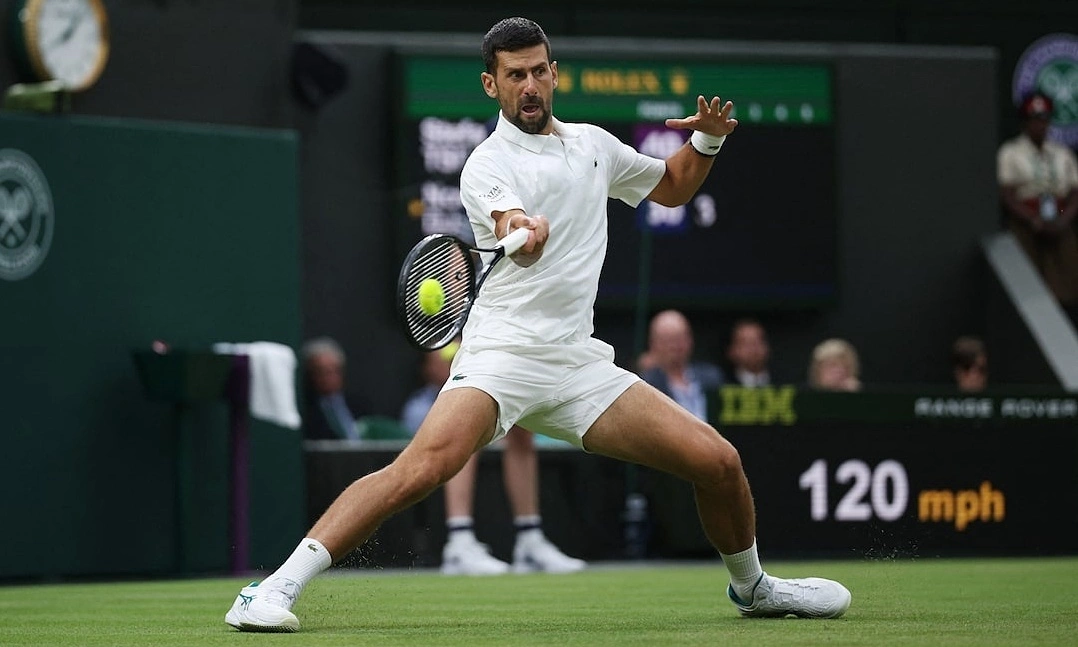 Djokovic dễ dàng vượt qua Tsitsipas, tiến sâu tại Wimbledon 2026 - hình ảnh - 789betgame.com